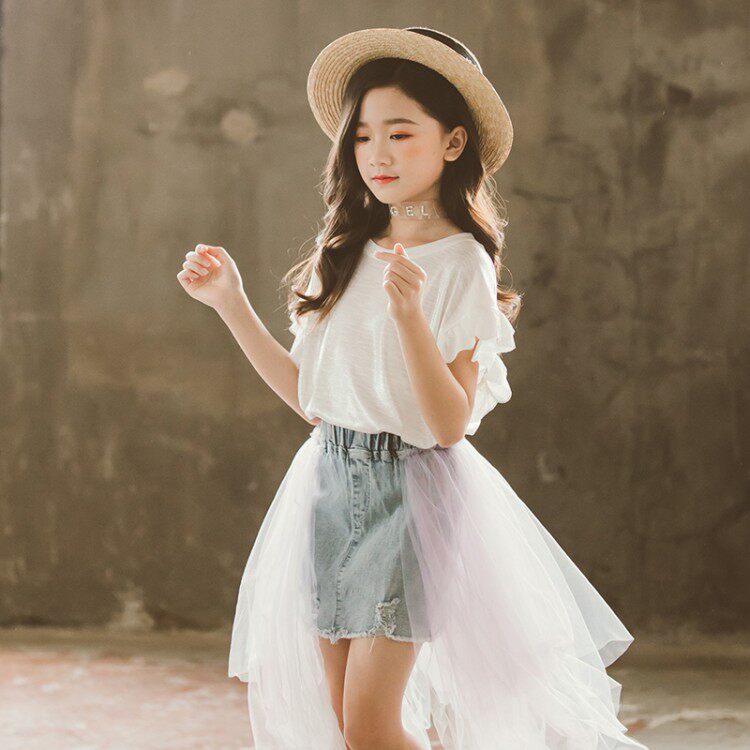 Girls' short-sleeved T-shirt 2022 summer new Korean version of children's clothing in the big children's round neck ruffled net red top