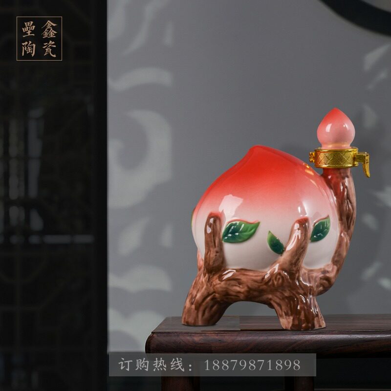 Empty wine bottle decoration Jingdezhen ceramic longevity peach wine jug 1 5 10 jins creative craft beautiful wine jar