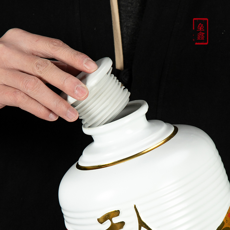 Jingdezhen ceramic bottle is empty bottle 1/2/3/5/10 with household pot small jar sealing liquor jugs