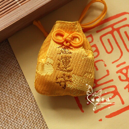 Spot Japan Sky Dragon Temple Golden Goalkeeper Money Bag Small Pendant Bag Hang Accessories