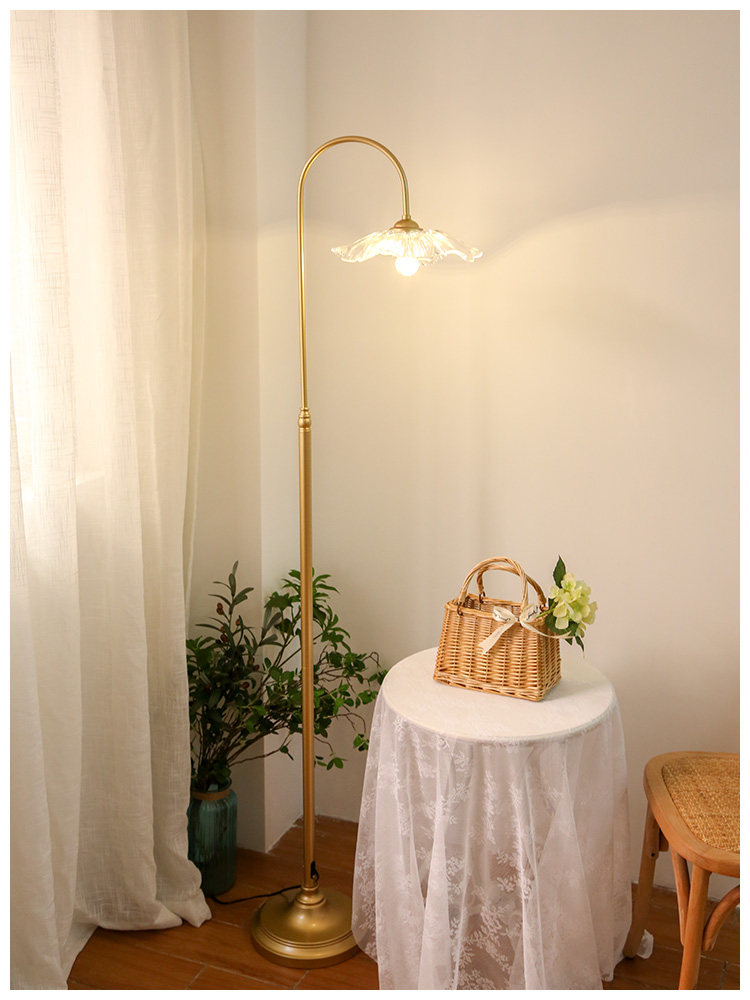 Floor Lamp Living Room Bedroom American Fields Garden Retro Floror Light Lavish Creative Bedside Vintage With Ancient Wind Freshener 