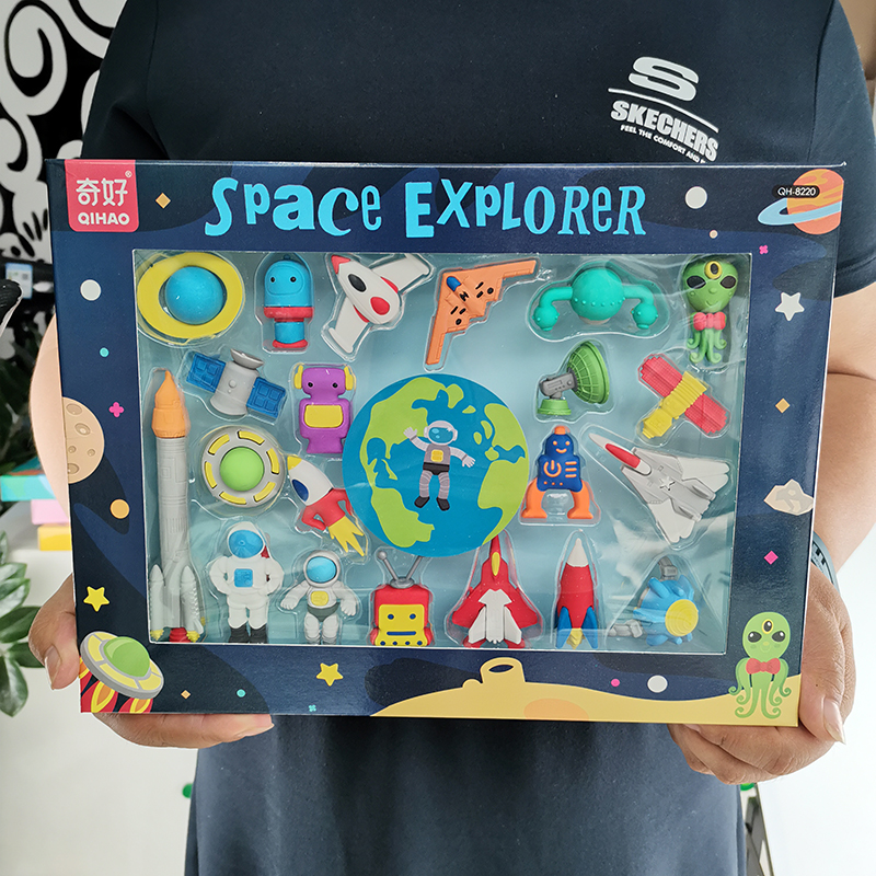 Kindergarten graduation souvenirs Small gifts for men and women Baby birthday gifts for the whole class Hand gifts for children reward gifts