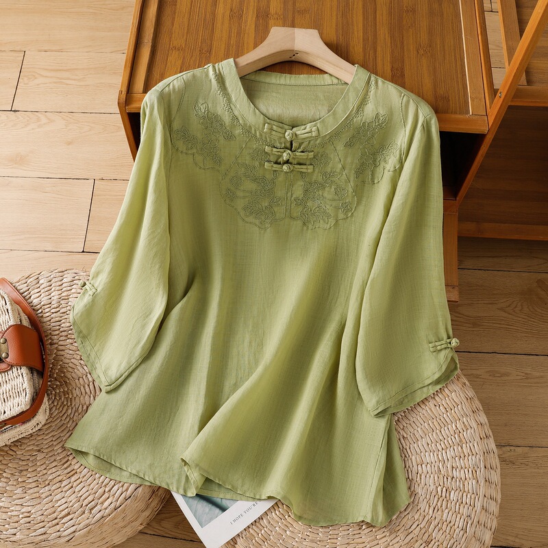 Chinese Style Round Neck Buttoned Cotton and Linen Three-Quarter Sleeve Shirt for Women, Summer Solid Color Plus Size Embroidered Cotton and Linen Pullover Top, Thin Chinese Style Round Neck Buttoned Cotton and Linen Three-Quarter Sleeve Shirt for Women, Summer Solid Color Plus Size Embroidered Cotton and Linen Pullover Top, Thin