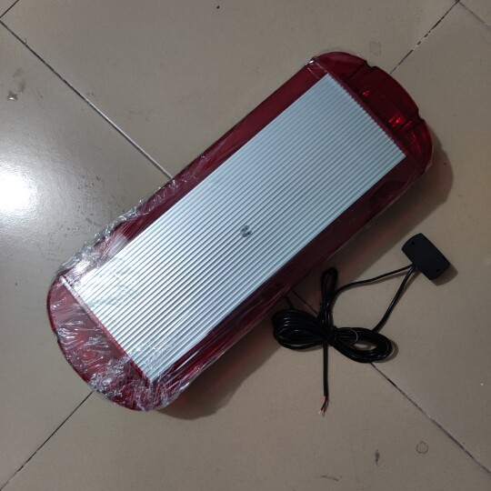 строб 警示灯led城管工程爆闪清障救援顶灯消防车拖车路政蓝黄红长排灯