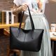 Leather women's bag 2022 summer new Korean version simple fashion all-match large bag large capacity soft leather temperament portable tide