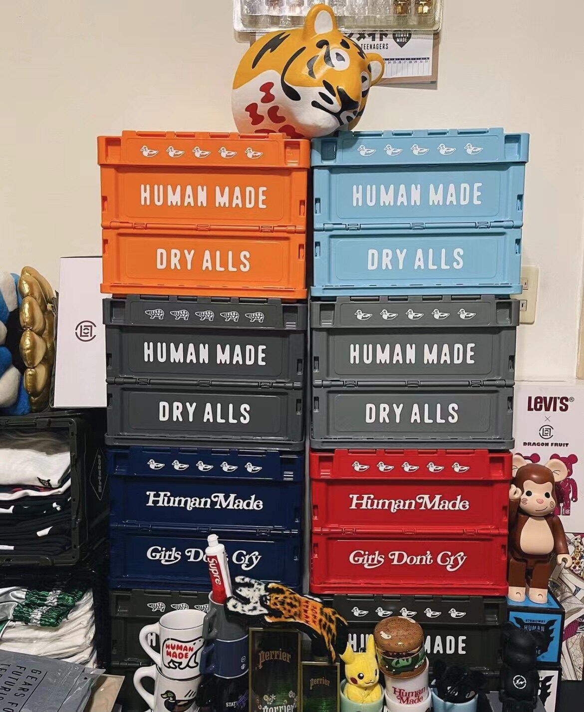 HUMANMADE storage box outdoor travel camping small table small box day tide nigo with the same paragraph 20L duck