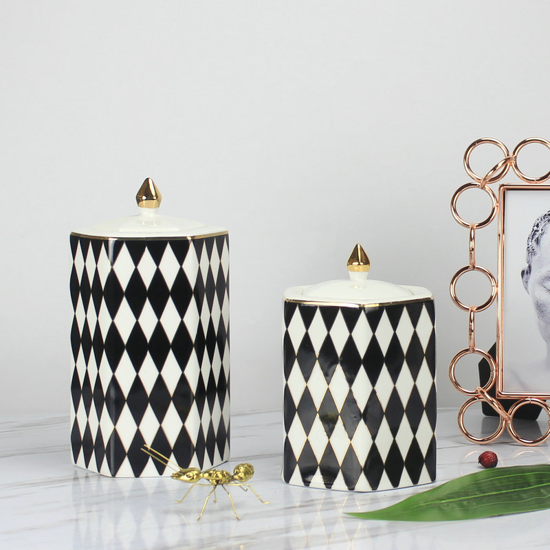 Modern black and white geometric pattern ceramic decorative cans Nordic model room living room TV cabinet tea table storage cans ornaments