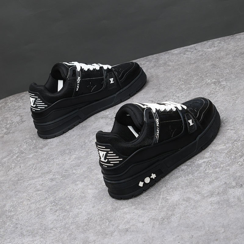 Italian Men's Shoes 2026 Autumn New Style Height-Increasing Thick-Soled Casual Shoes Versatile Black Warrior Retro Style Light Luxury Sneakers Italian Men's Shoes 2026 Autumn New Style Height-Increasing Thick-Soled Casual Shoes Versatile Black Warrior Retro Style Light Luxury Sneakers