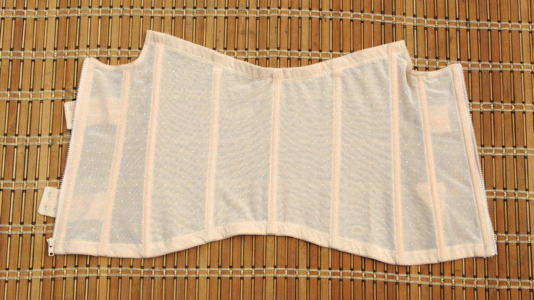 Corset luxueux en nylon - Ref 673666 Image 35