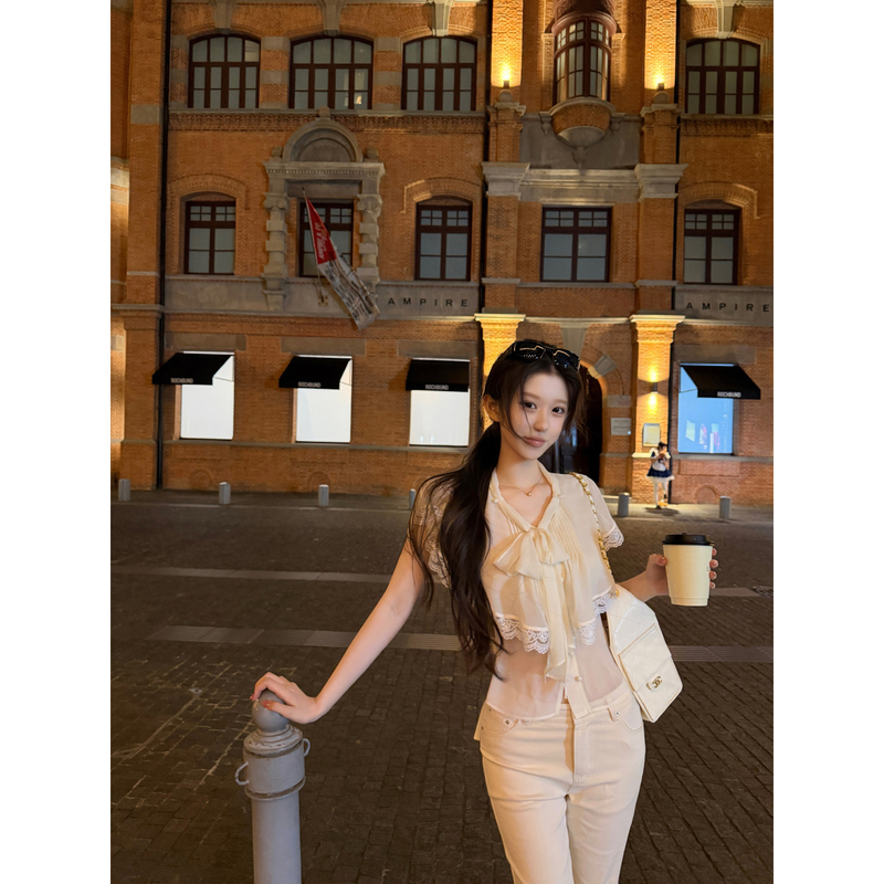 Okmashop "Southern French Slow Style" White V-Neck Shirt for Women, Summer Design with Ruffled Edges, Slim Fit Lace Top
