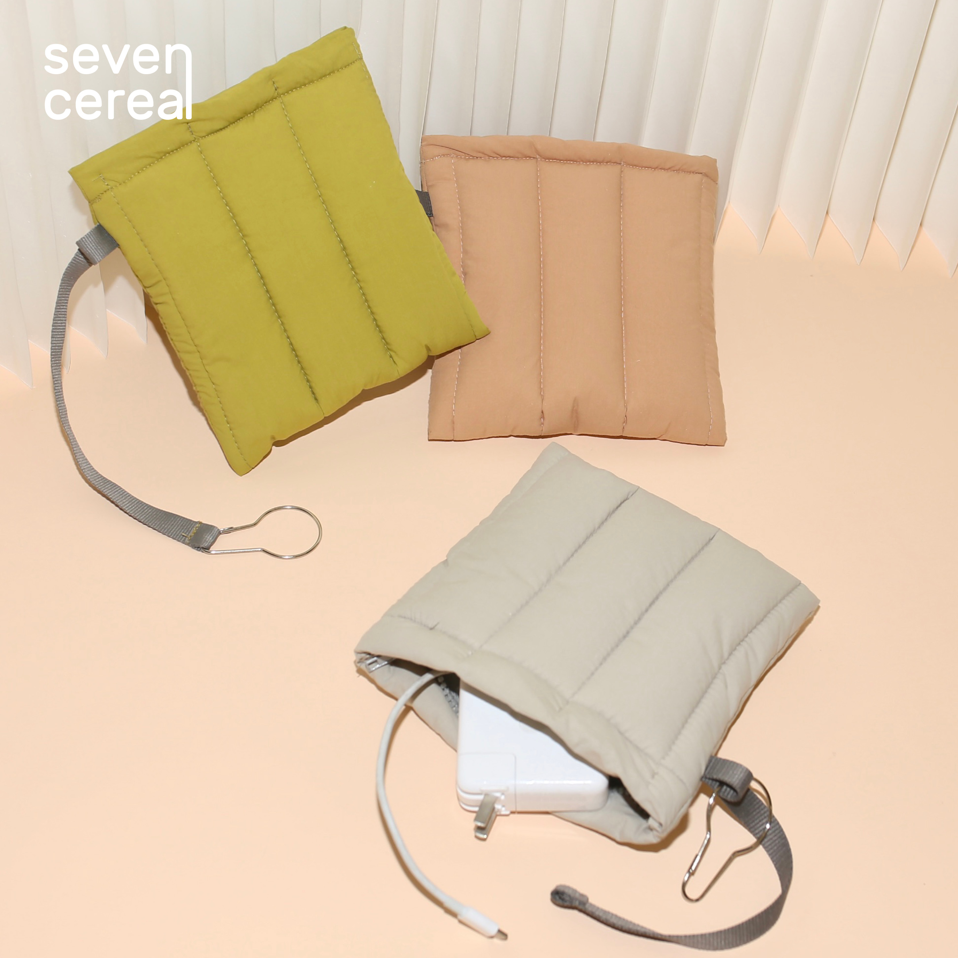 Seven Valley) Apple Power Packet Data Line Headphone Box Mobile Filled Packet Code Charger Finishing Pack Portable