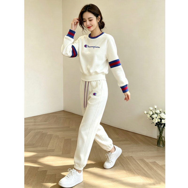 Japanese Style Champion Apricot Suit for Women, Autumn Sportswear, Petite Short Style, Slimming, 2026 Autumn and Winter New Two-Piece Set