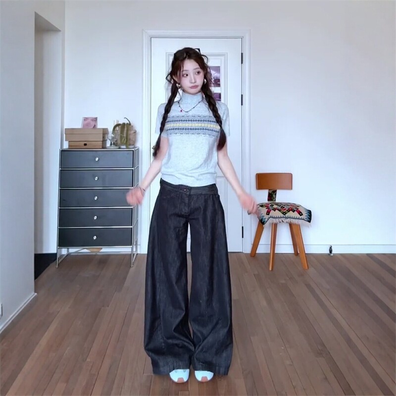 American-Style Irregular Waistband Raw Color Straight-Leg Jeans for Women, New Autumn Model with Red Buttonholes, Low-Waist Wide-Leg Floor-Length Pants American-Style Irregular Waistband Raw Color Straight-Leg Jeans for Women, New Autumn Model with Red Buttonholes, Low-Waist Wide-Leg Floor-Length Pants