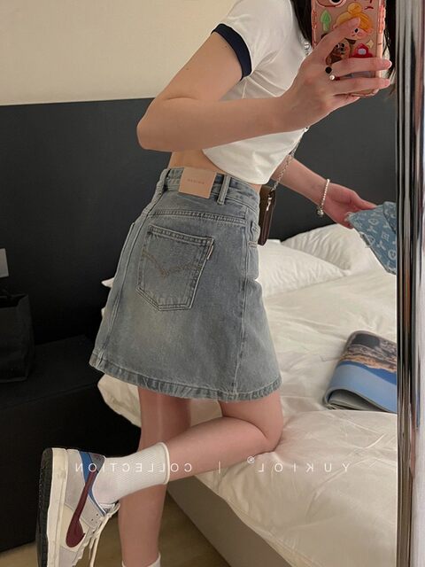 European style denim skirt for women distressed and versatile