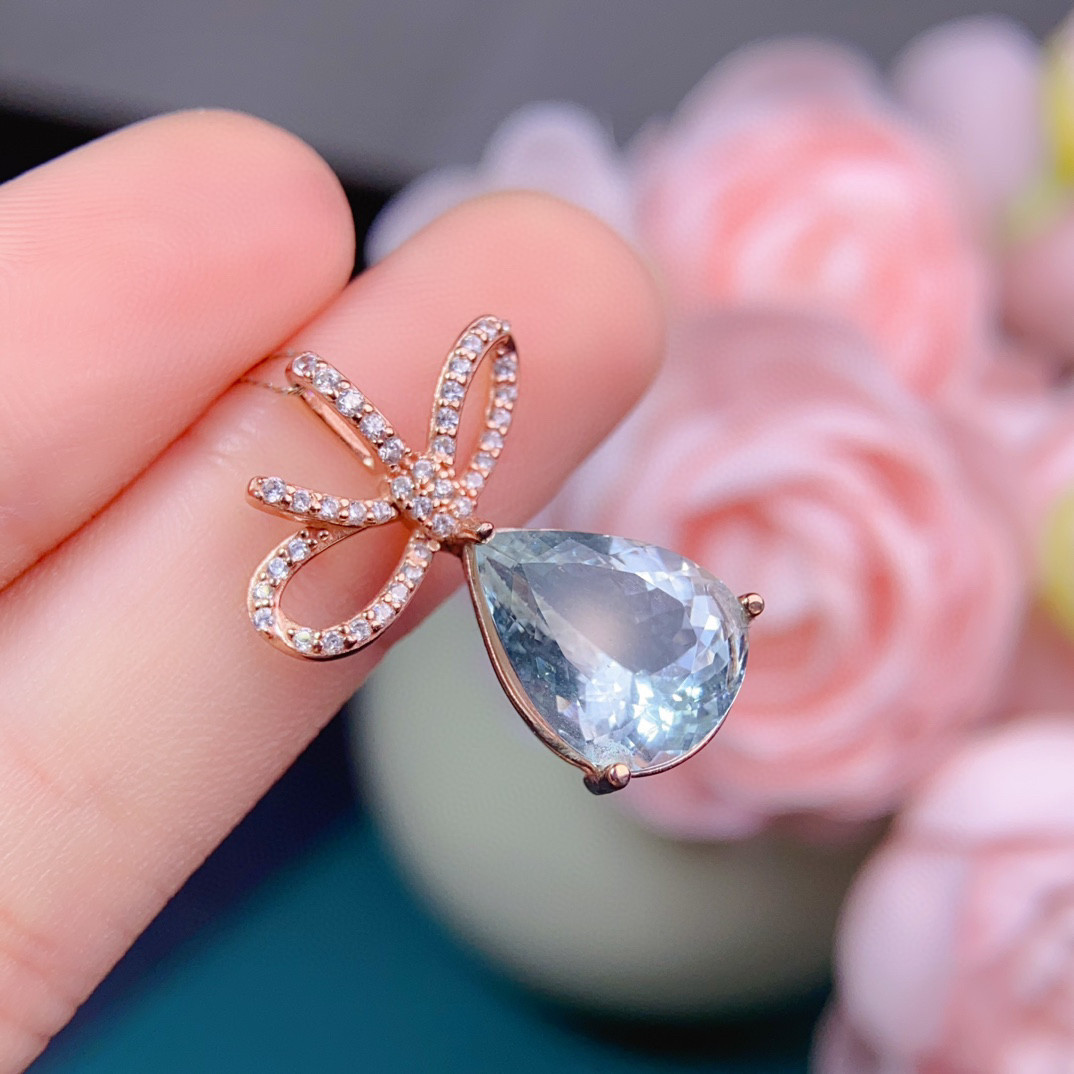 伟德bv1946官网蓝牙耳机选购指南：十大降噪耳机拯救你的耳朵！这10款音质出众舒适佩戴！