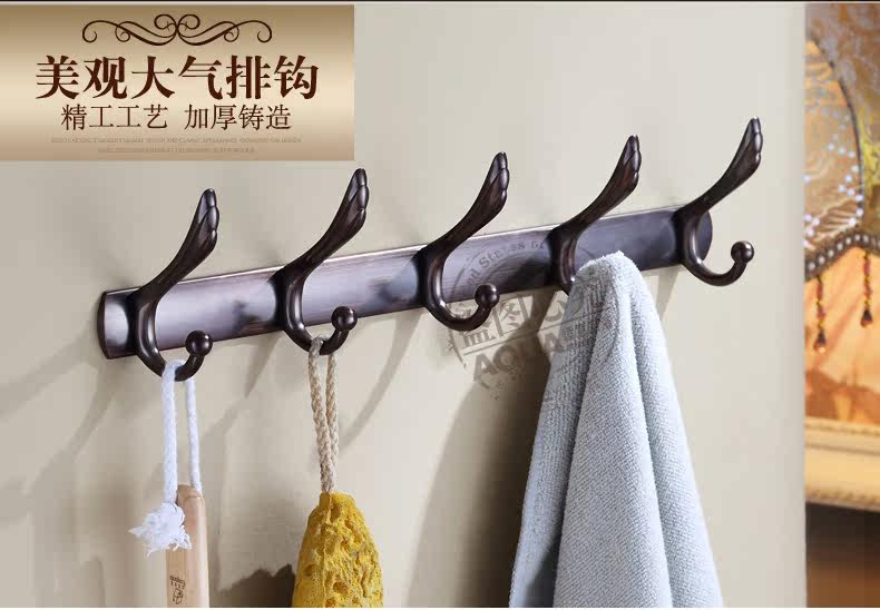 Phoenix Tail Hook_02.jpg