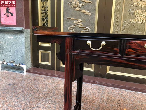 Laos Big Red Rosewood Tanks, поездка на вершине вершины вьетнамского красного дерева, благоприятный домашний красное дерево