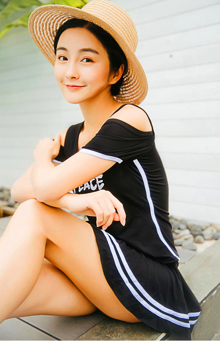 Đồ bơi Bà riêng biệt Bảo vệ che mỏng Slim Boxer Thể thao Sinh viên Kích thước lớn Đồ bơi Spa Tay áo Hàn Quốc bikini 2 mảnh màu hồng