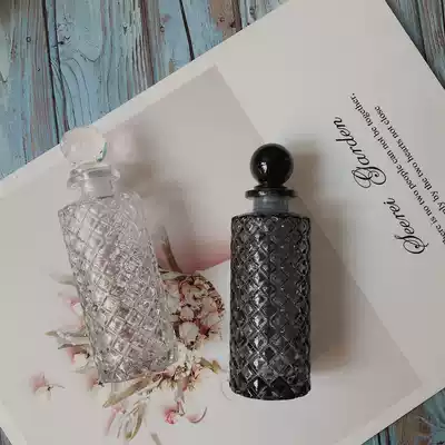 Nordic simple style two-color diamond pattern glass bottle aromatherapy bottle Lucky star wishing bottle shooting props decoration