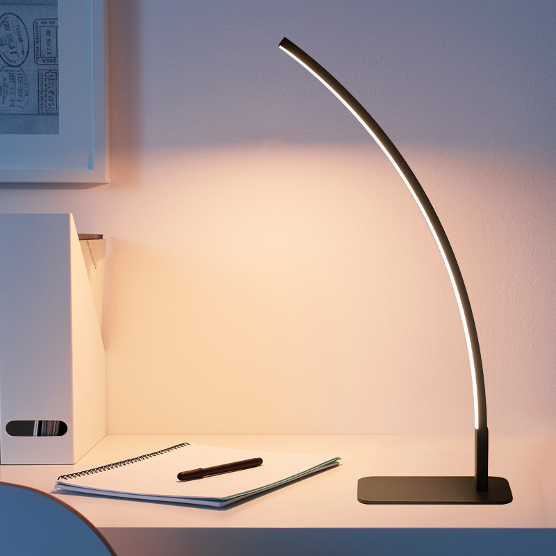 Simple modern creative desk lamp Dormitory eye protection college student desk learning special bedroom ins net red bedside lamp