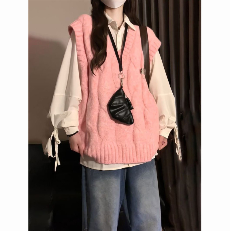 Japanese-Style Preppy V-Neck Pink Cable-Knit Vest Sweater + Long-Sleeve Shirt Two-Piece Set for Female Students Japanese-Style Preppy V-Neck Pink Cable-Knit Vest Sweater + Long-Sleeve Shirt Two-Piece Set for Female Students