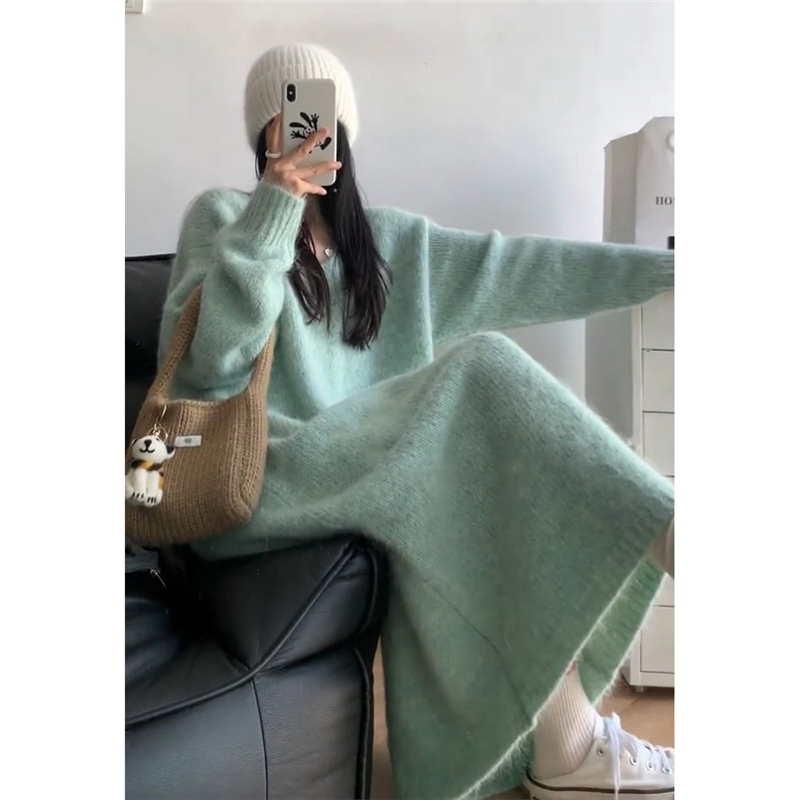 Lazy Style Loose Long Sweater Dress for Women Autumn and Winter 2024 New French Style Knitted Base Dress over the Knee Thickeneded