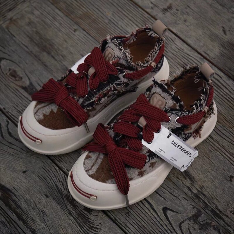 Ethnic Style Trendy Canvas Sneakers for Women, Autumn and Winter New Thick-Soled Red New Year Wedding Shoes, Casual Open-Toe Design