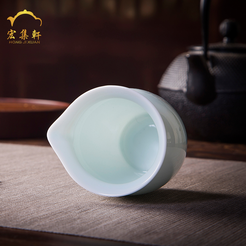 Jingdezhen ceramic fair keller points tea is tea sets accessories and a cup of tea to implement shadow celadon jade porcelain cup