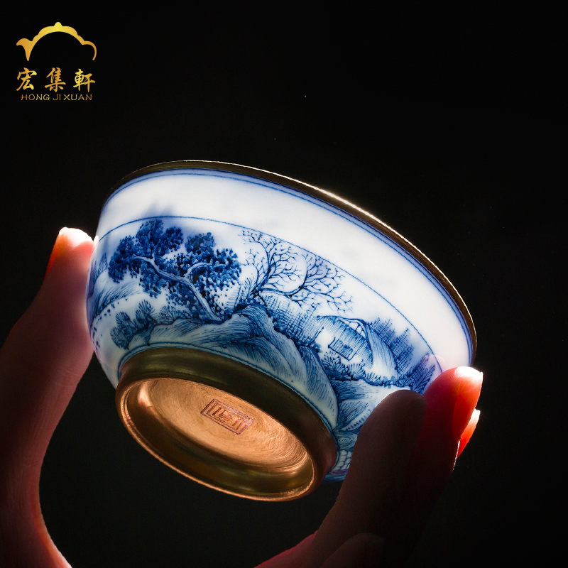 Kung fu jingdezhen ceramic bowl tea cups hand - made glass of blue and white porcelain teacup master cup single cup sample tea cup