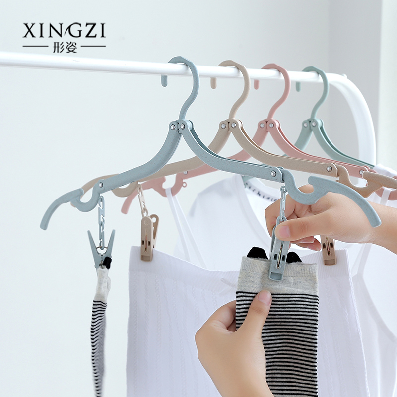 Travel hangers Folding hangers Portable travel hangers with clips Drying hangers Household non-slip clothes hangers