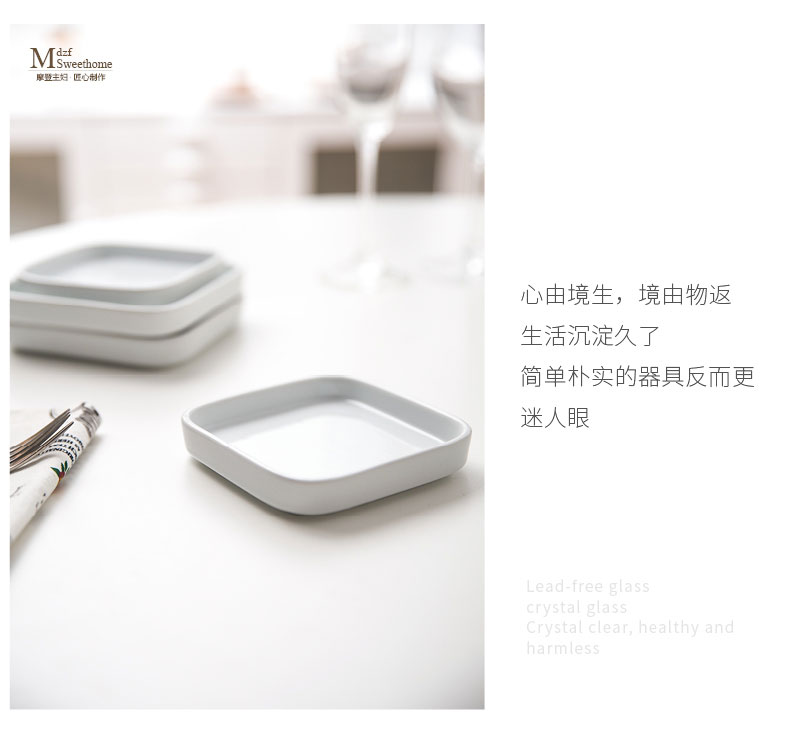 Modern home housewife creative pure white ceramic plate disc flat side plate of fruit bowl dessert plate plate