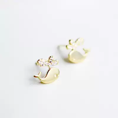 925 silver simple and small whale female earless pierced ear clip earrings High sense niche tea U-shaped fish mouth mosquito coil plate