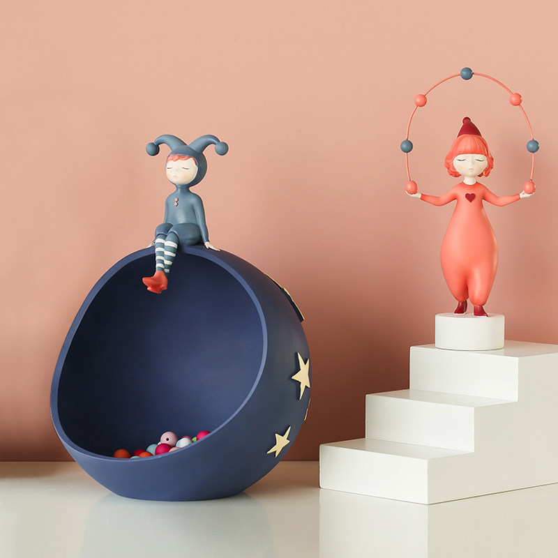 Creative elves put in a home decoration room tea cabinet decoration of the basalt key to receiving pallet gifts