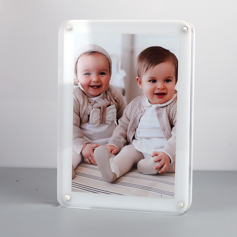 Photo frame creative minimalist personality 3R4R5R acrylic wash photo made into magnetic attraction small swinging table 5 inch 6 inch 7 inch 8 inches