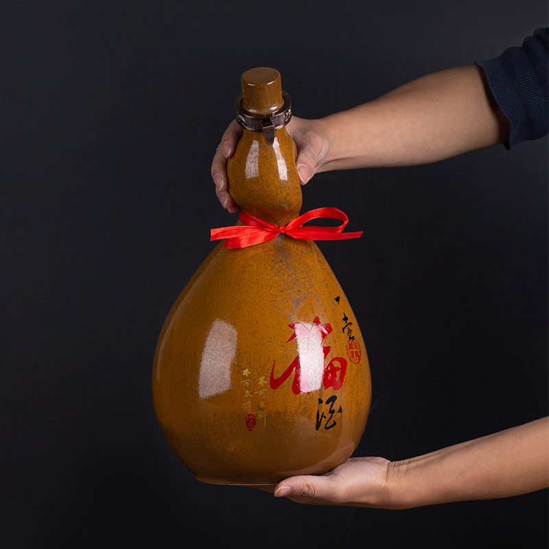 Jingdezhen ceramic bottle home sealed bottles hip a kilo wine wine bottle gourd wine gift box with a suit