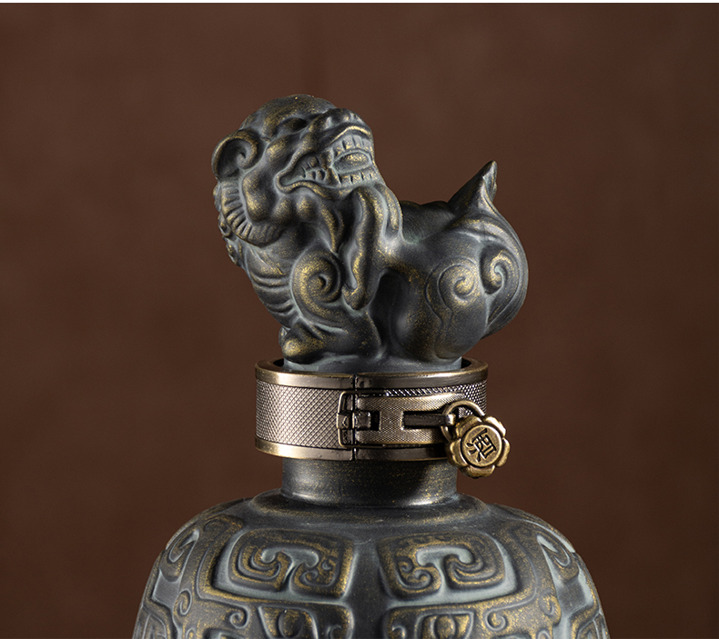 Jingdezhen ceramic terms bottle three catties antique bronze empty jar of old wine home sealed jars jugs