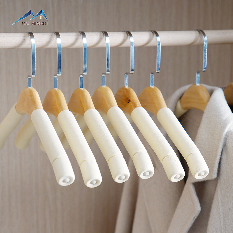 Hangers Floor-to-ceiling bedroom wooden solid wood hangers Household wide shoulder anti-shoulder angle storage and finishing hanging clothes Clothing hangers