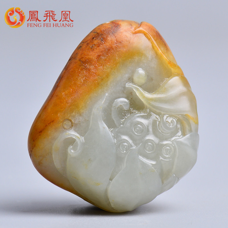 Fengfei Phoenix Xinjiang and Tianyu seed lotus pendant men and women natural raw leather jade pendant children jade pendant