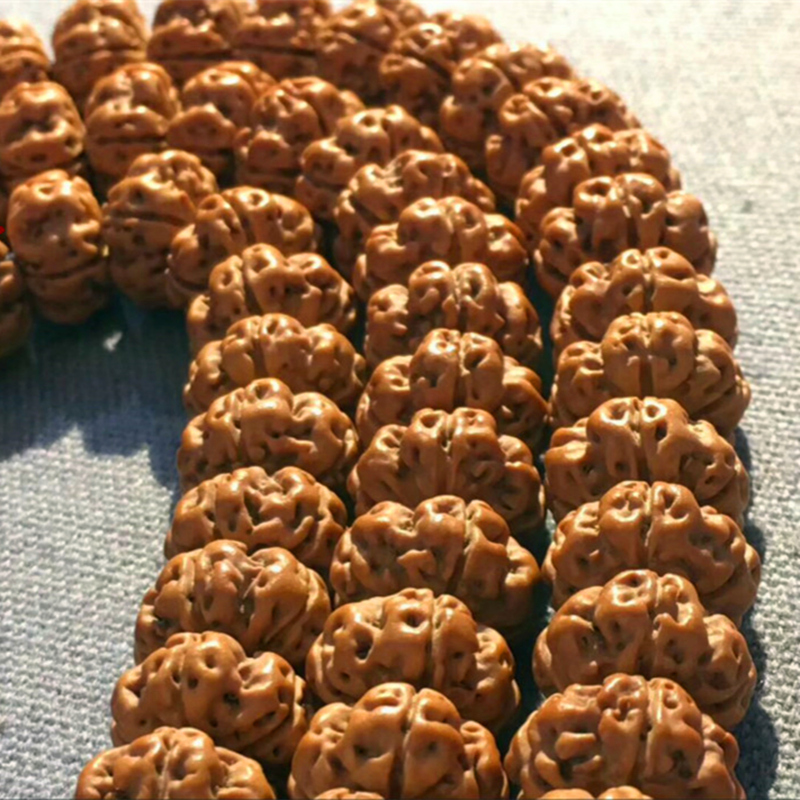 Graduation-Grade Small Rudraksha Beads, 108 Pieces, Full of Texture, with a Unique Shape Like a Flying Saucer, Original Seeds from the King of Plum Blossom Trees, for Crafts and Prayer Beads