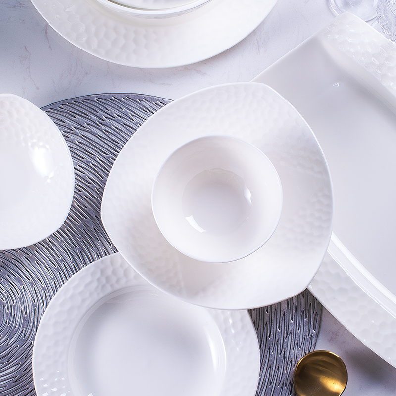 The Under glaze color porcelain dishes suit contracted household jingdezhen ceramic tableware suit dishes combine European dishes
