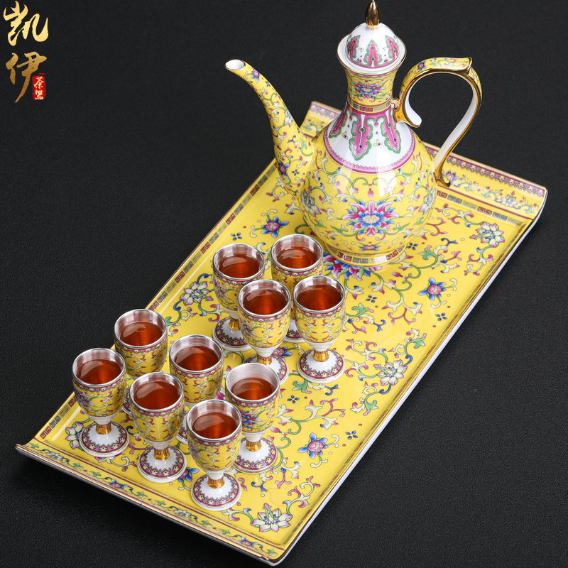 Silver colored enamel 999 palace huangfeng 12 head coppering. As wine gift box set of jingdezhen hip flask high coppering. As Silver cup
