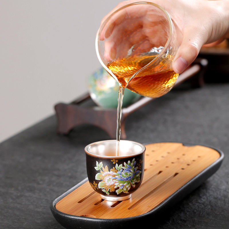 Kate jingdezhen blue and white porcelain coppering. As silver and gold and silver cups single CPU ceramic craft kung fu master cup sample tea cup