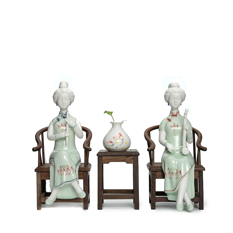 Kate furnishing articles ceramics handicraft jiangnan traditional Chinese cheongsam clothing creative study of blue and white porcelain jewelry fashion gifts