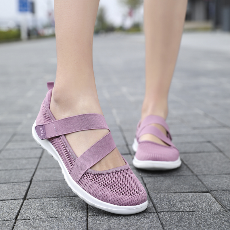 Summer breathable old Beijing cloth shoes women middle-aged and elderly mother shoes soft bottom women's comfortable single shoes non-slip lightweight elderly shoes