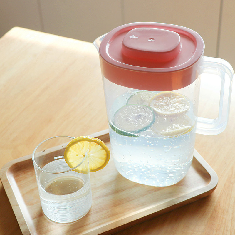 Plastic cold kettle Japanese suit household heat-resistant cold kettle large capacity resistant high temperature sealing with cup set