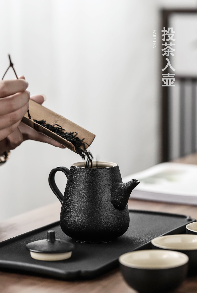 Three thousand ceramic tea village household kung fu tea sets tea tray was Japanese black pottery teapot dry plate of small tea cups