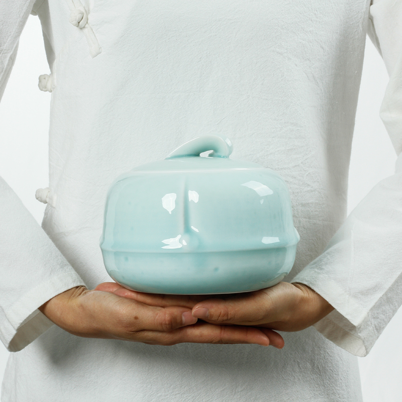 Three thousand tea caddy fixings ceramic POTS and POTS celadon storage manual sealing puer tea as cans packaging