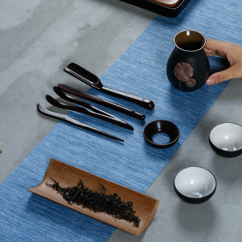 Three thousand tea six gentleman 's combination of solid wood ebony tea taking ChaGa teaspoons ceramic kung fu tea accessories