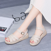 Thick Bottom Genuine Leather Sandals Women 2021 New Flat Bottom 100 Hitch Soft Bottom Outside Wearing Light Seaside Holiday Travel Beach Shoes