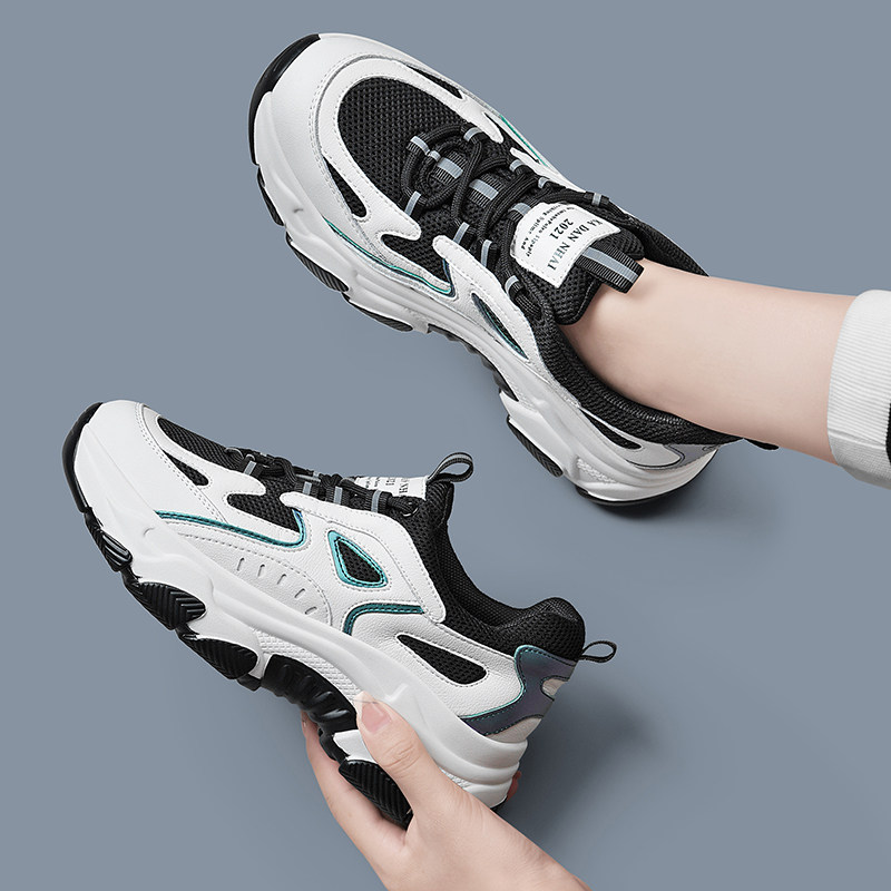 Super Fire Fried Street Old Daddy Shoes Ins Chauts 2021 Spring autumn season new net red 100 hitch a thick bottom running sneakers